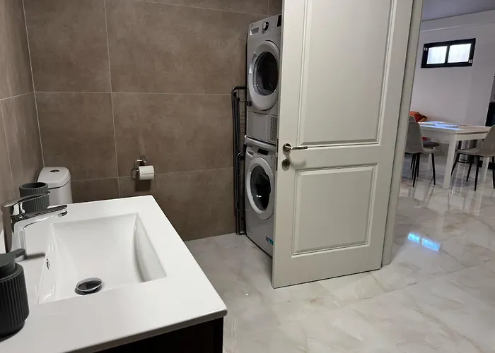 Apartment Il-kantuniera, One Bedroom Ground Floor Maisonette In St Julians